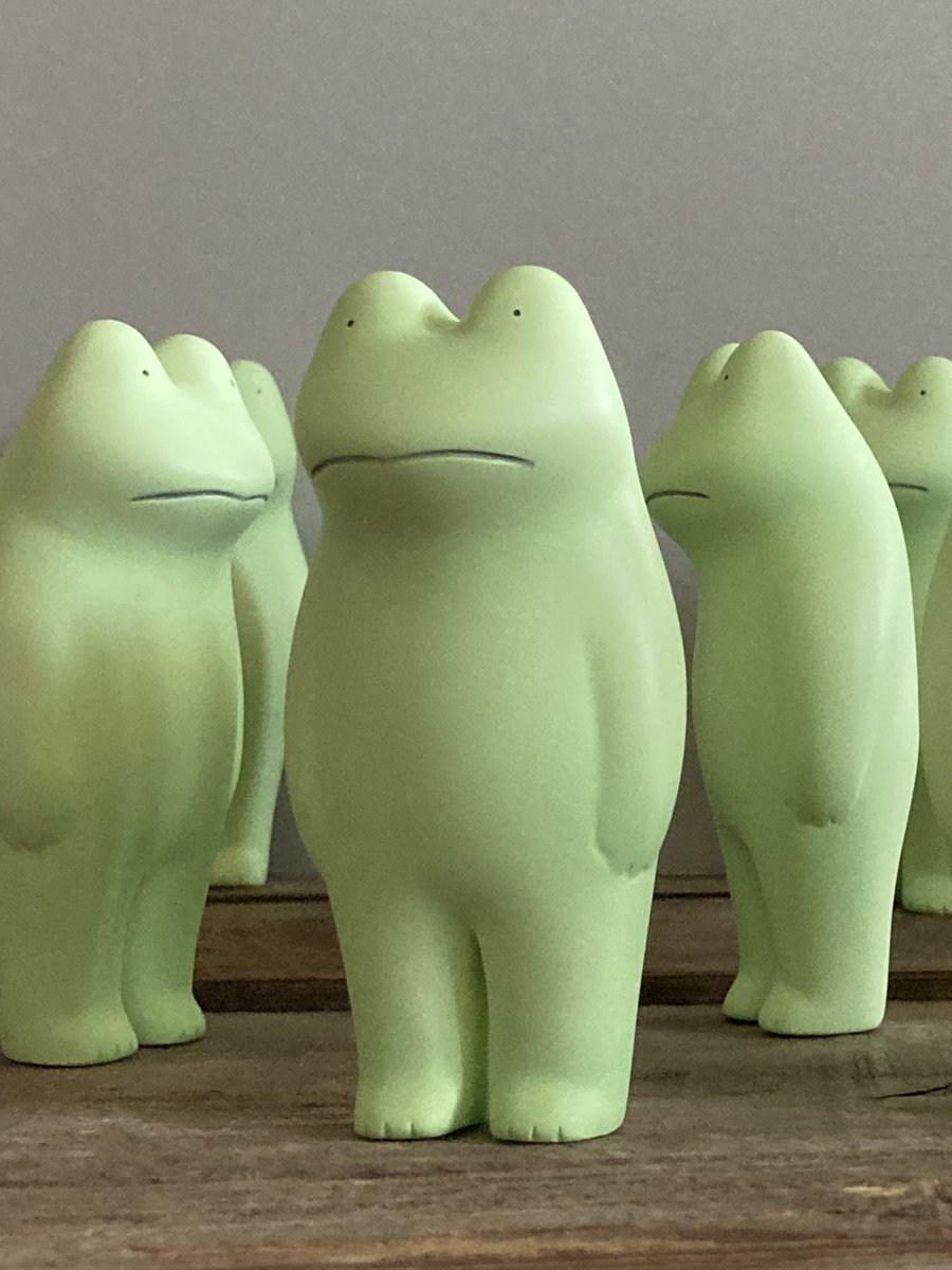 panpanya 「雨の日」より カエル 梅雨時のカエルです。 レジンキャスト