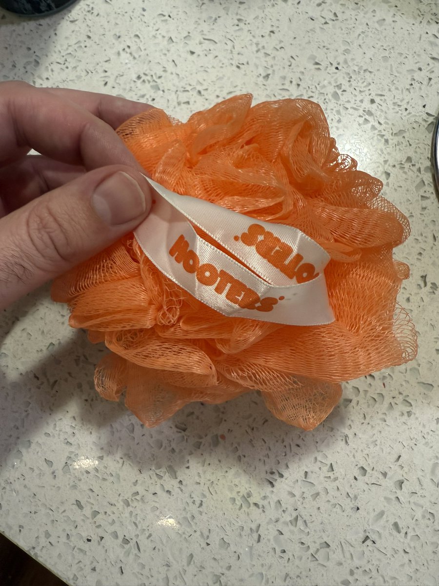 BillyJoynt_com's tweet image. The new @Hooters in The Villages knew what to give out… #Loofas