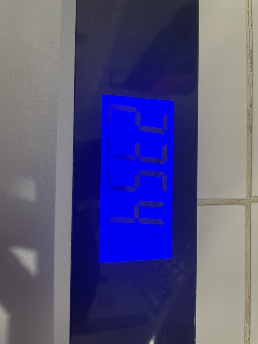gassiousgut's tweet photo. I have officially gained about 5 pounds in about 20 days I am desperately looking for a girl to encourage and tease me consistently I am always on here and need someone to help me grow more, also lmk if I look bigger than normal #gainer #feedee4feeder #bigbelly #fat https://t.co/wuCKklzlrt