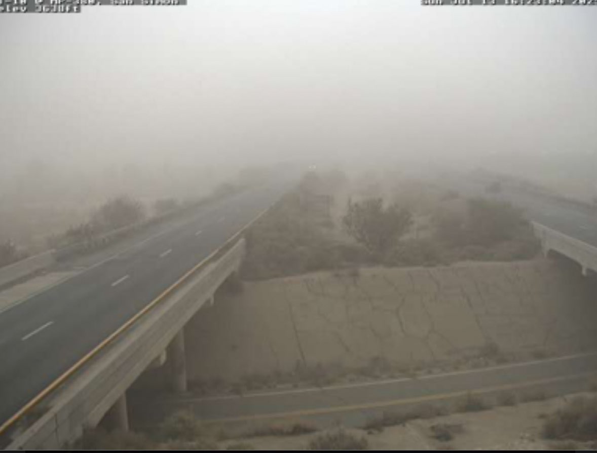 SierraVistaLIVE's tweet image. TRAVEL ADVISORY:
Zero visibility conditions on I-10 through Bowie, San Simon, and western New Mexico.
I-10 Closure in New Mexico at milepost 5 and 20, and a multi-vehicle collision at MP 13.
Two collisions on I-10, one in Bowie and one in San Simon.