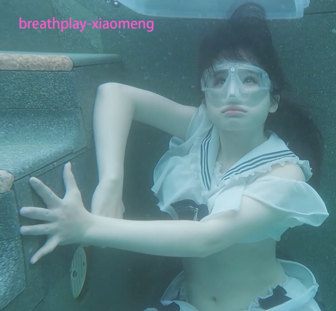 毛利蘭の髪型、再現！
#水下 #水中 #underwater