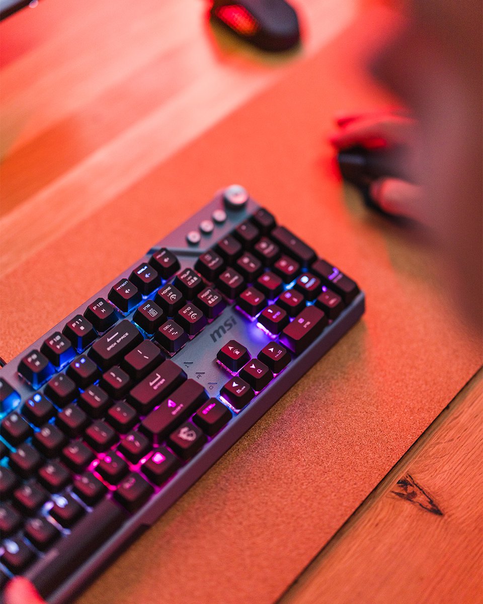 Squad trash-talking? Boss music drops? 
Scroll it. Mute it. Win it.

STRIKE 600’s got that clean click life. 😏

#GamingKeyboard #MSIKeyboard #STRIKE600