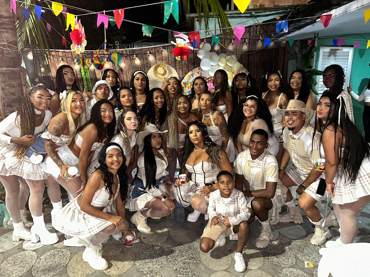 Mais um ano realizado com sucesso 👩🏽‍🌾🥳💪🏽 #ArraiáDasQueridonas