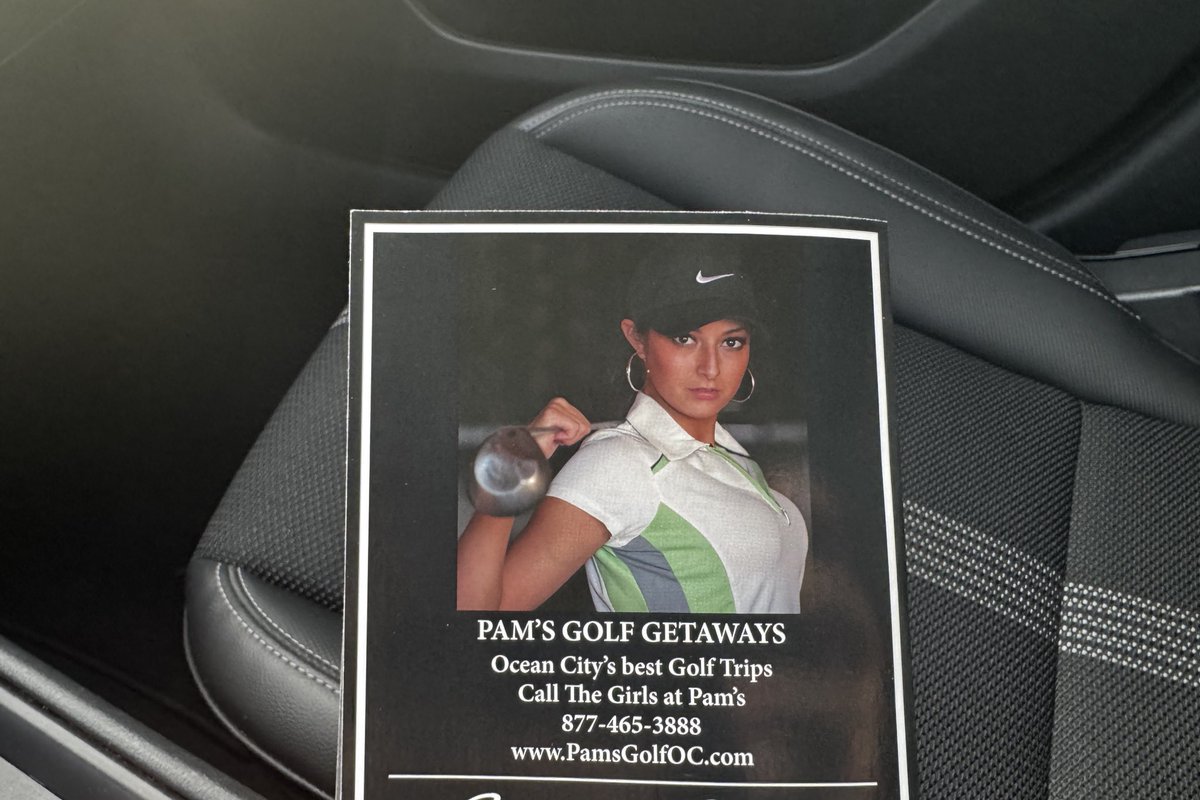 patrickjkoenig's tweet image. Pam’s commitment to rocking the OG Big Bertha says she might be the real deal. @pamsgolfoc