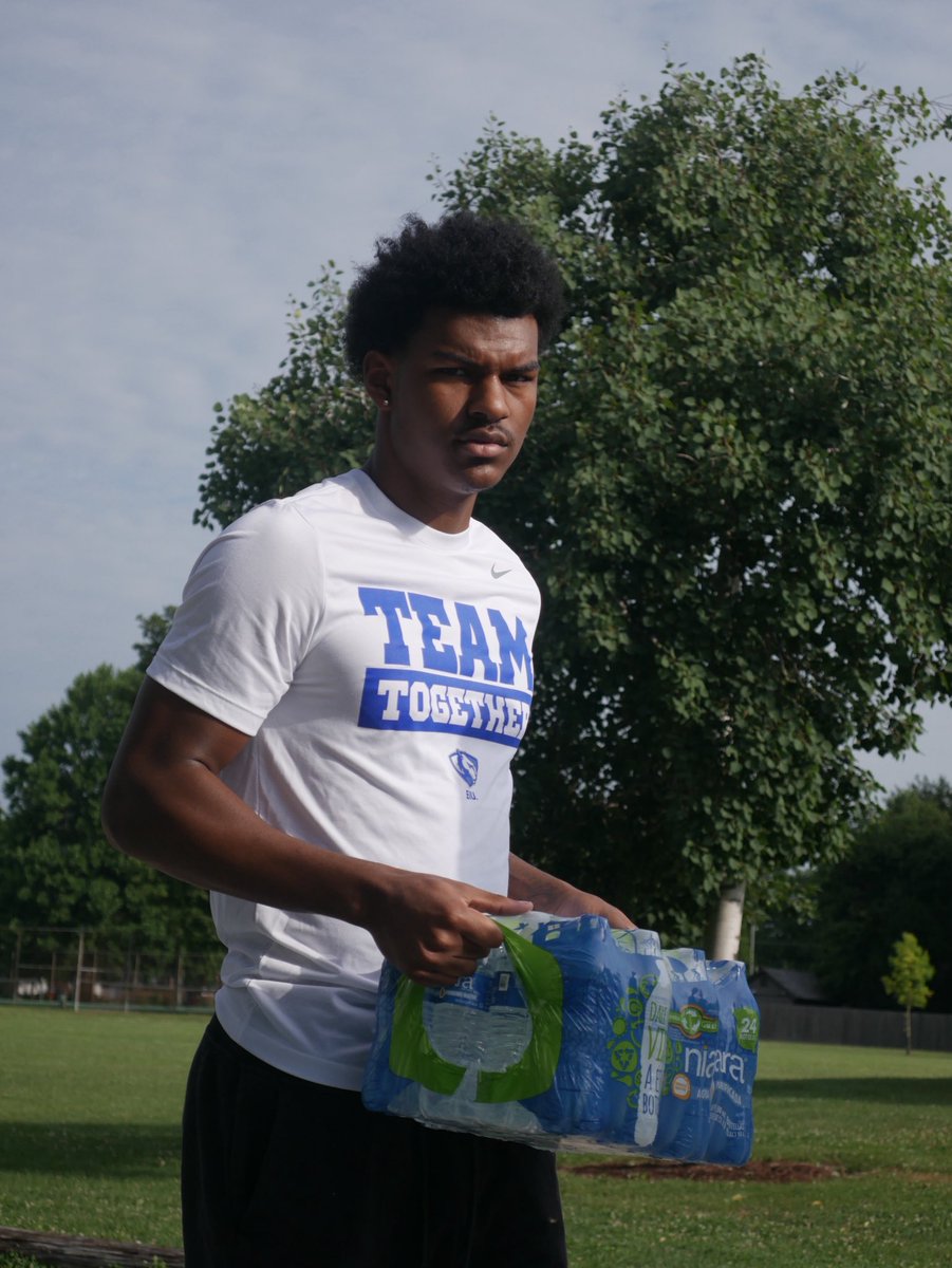 eiubasketball's tweet image. Here are some more pictures from today! We really enjoyed being able to give back to the community!
#TEAMTOGETGER #EIUMBB