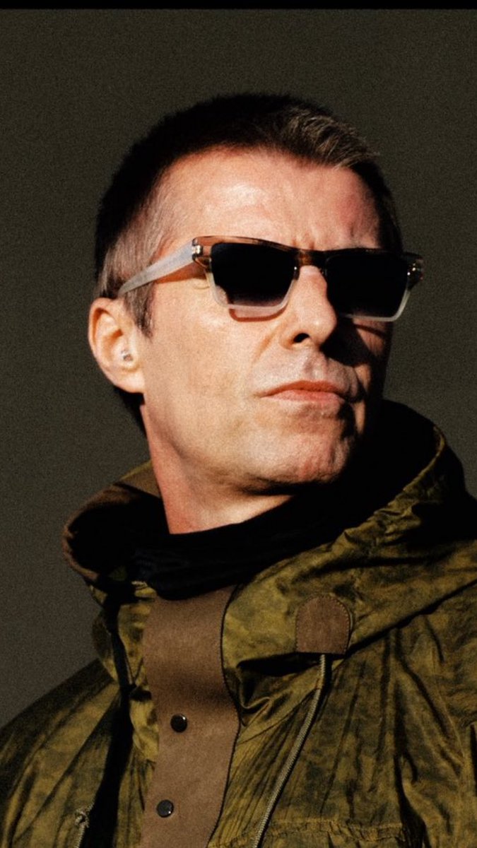Liam Gallagher Daily tweet media