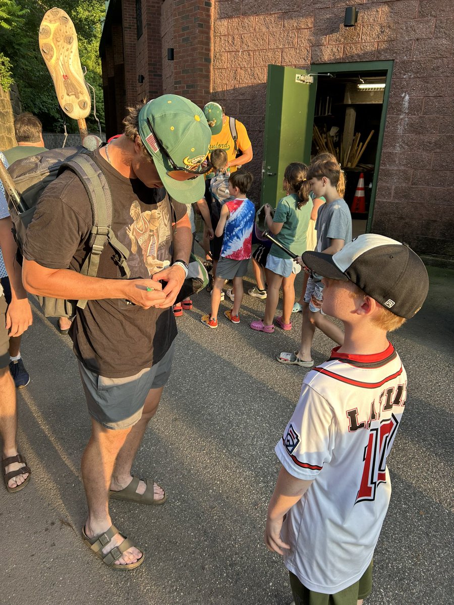 Summer Huskies! Peter Keblinsky and Kyle Douin getting the amazing opportunity to play for their home state Sanford Mainers in the historic NECBL!