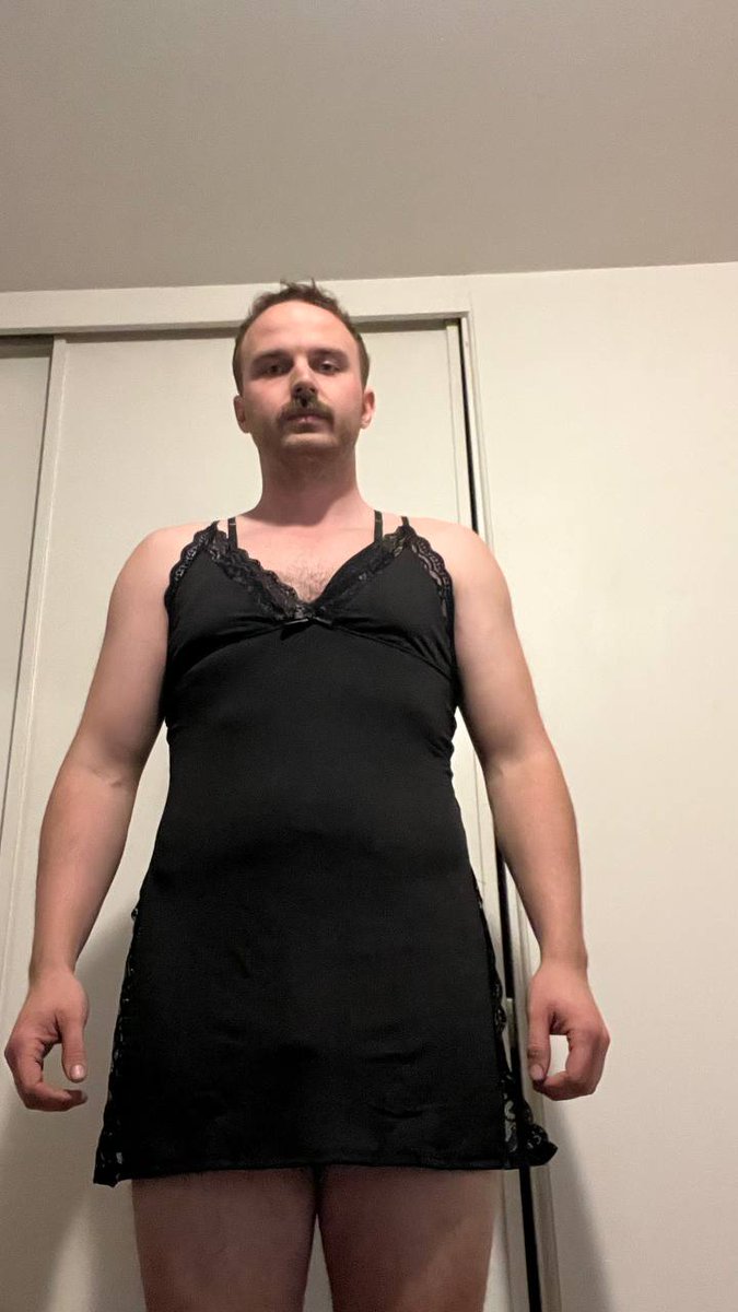 xpumpkinxpatchx's tweet photo. who w(h)ore it better??
🖤
@mplsswitch420 

🖤
#humiliationpost #sissification #femdom https://t.co/nwoxjG8IeR