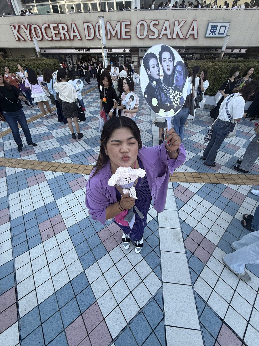Run Seokjin in Osaka Day 2.