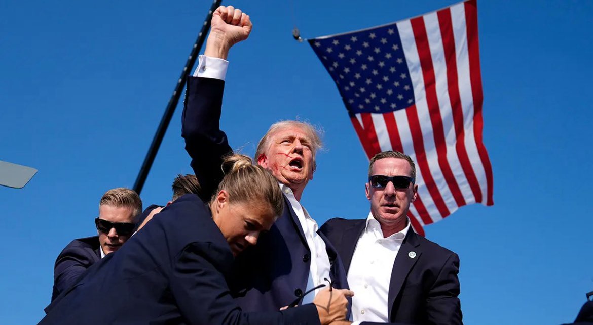365 days ago, the Lord blessed President Trump, and in effect, the entirety of Western Civilization.

May He continue to bless this administration, the American people, and the United States of America.