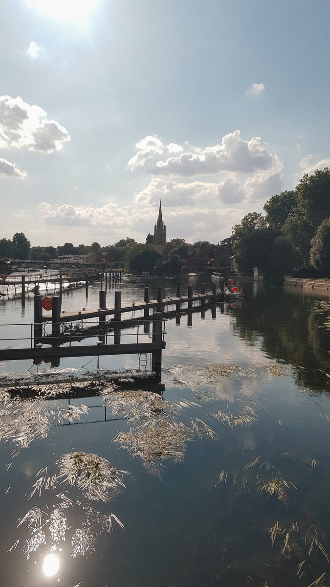 Elena de Astorza tweet media