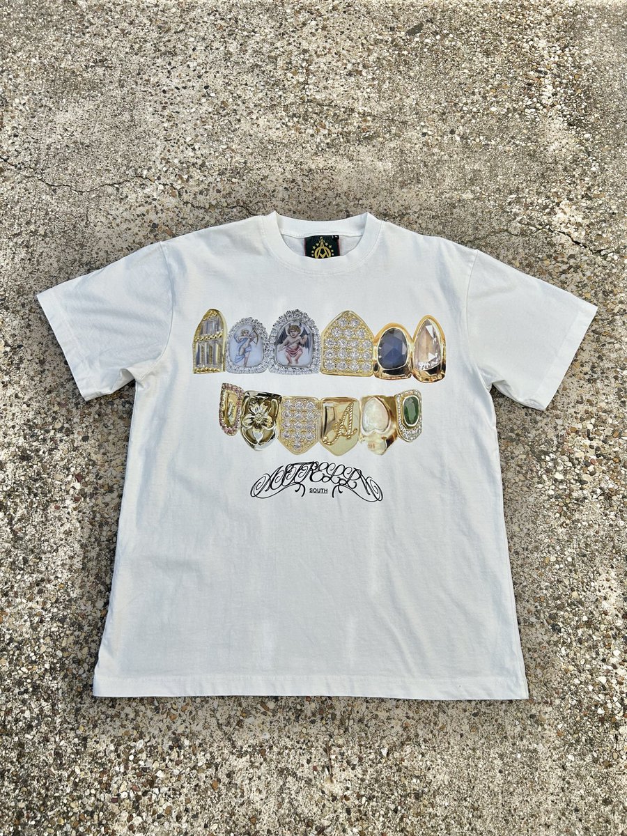 Store Now Live! 
Orders Ship Within 1-5 Week Days 
Worldwide Shipping Available 🌎  
Only Available For A Limited Time Or While Supplies Last

AstrellaSouth.com