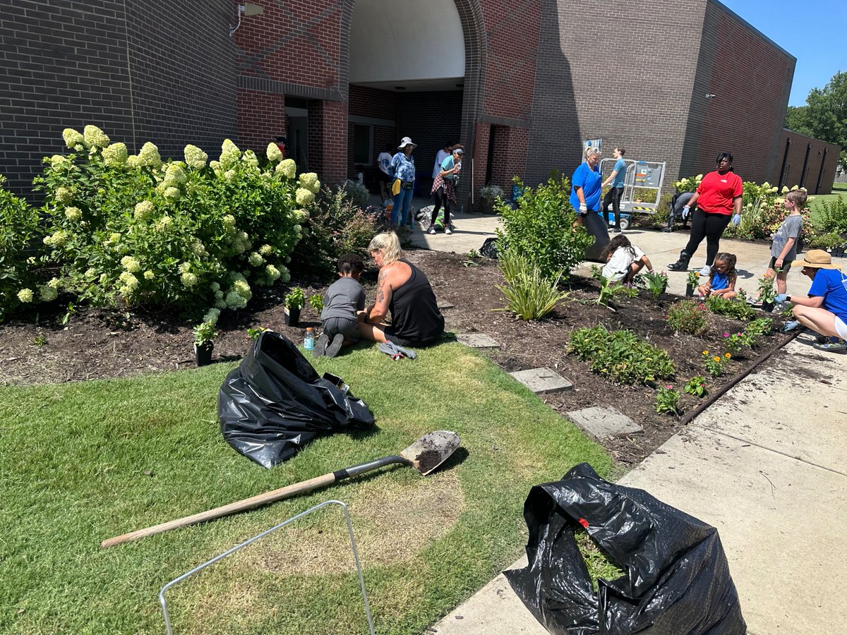 Crosswind Elementary tweet media