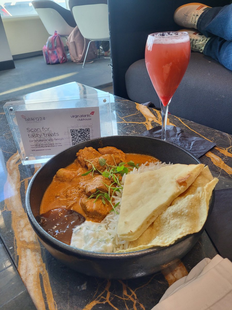 Dawei3735's tweet photo. The butter chicken masala in the @VirginAtlantic Clubhouse JFK is on point. 👌Tastes better then London 🤭 https://t.co/8mhS1lhhzK