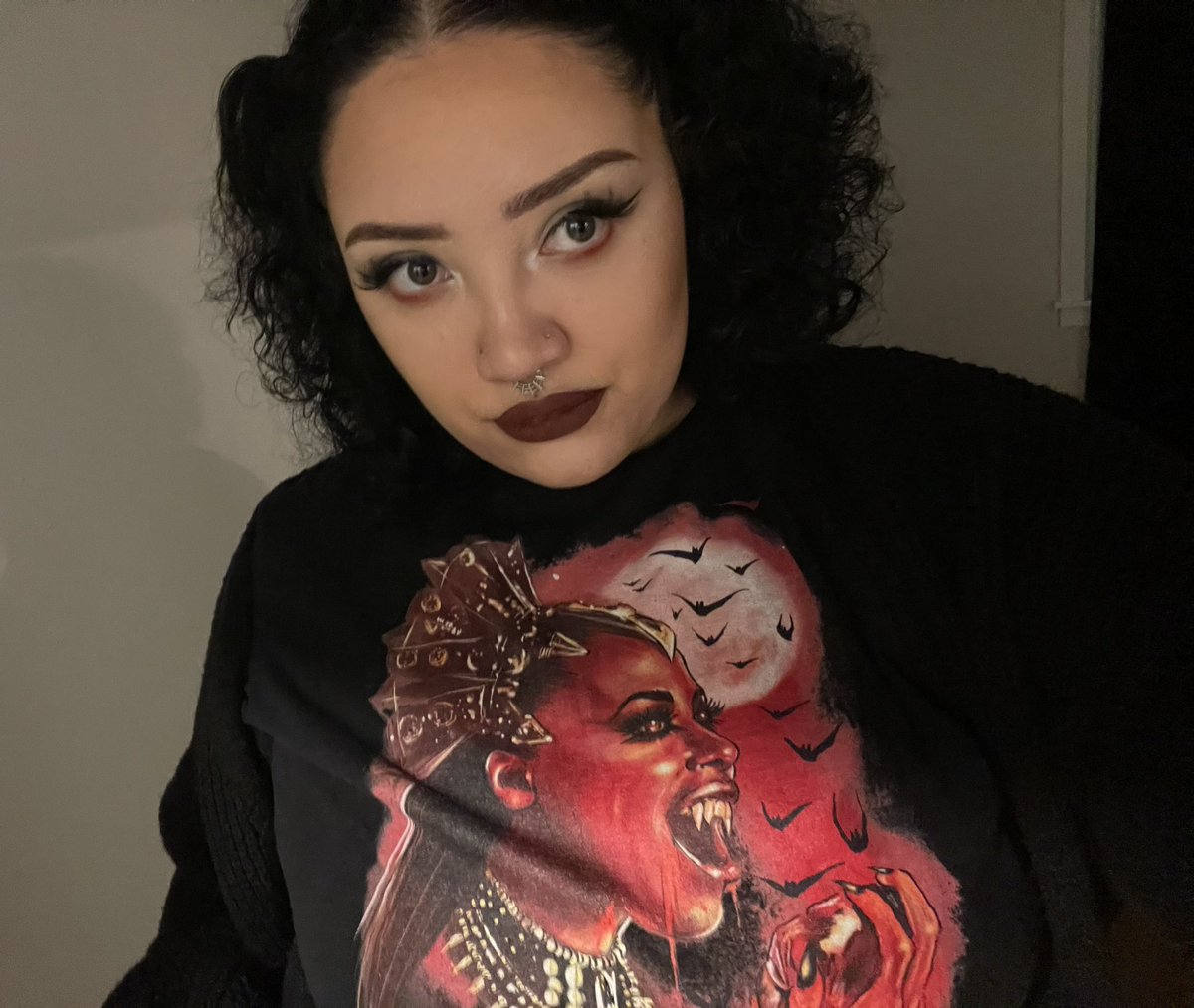 cobwebbedvamp's tweet image. hi !! i’m mars 🩸⚔️ bipoc + queer
⋆ vampires
⋆ star wars
⋆ dinosaurs
⋆ horror
⋆ makeup
⋆ gothic literature
⋆ dbd, league, swtor, marvel rivals
♡/⟳ to be moots
**zionists, racists, transphobes, and homophobes dni**
#starwarstwt #horrortwt #filmtwt #iwtvtwt