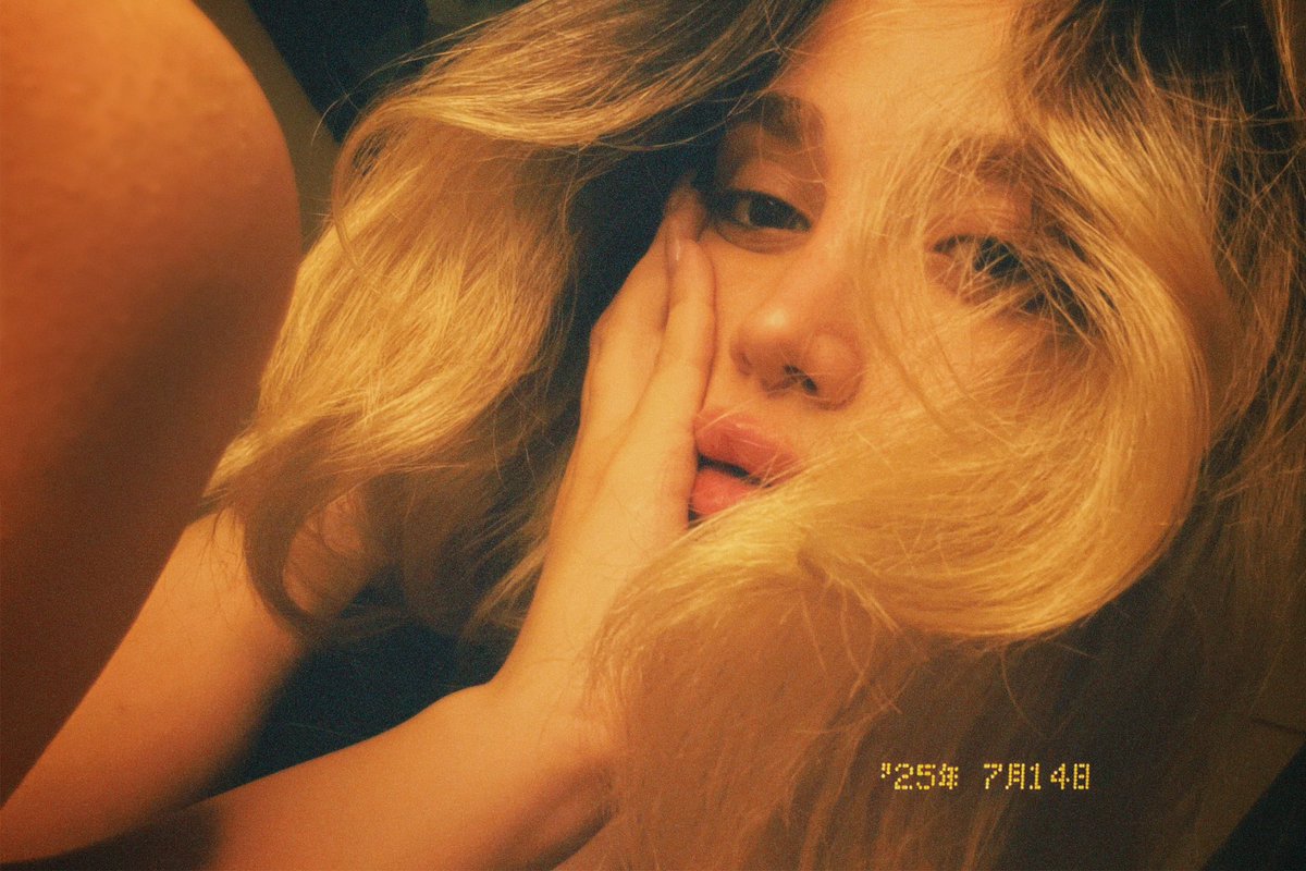 hela_Eternity's tweet image. I’m not feeling well🫠