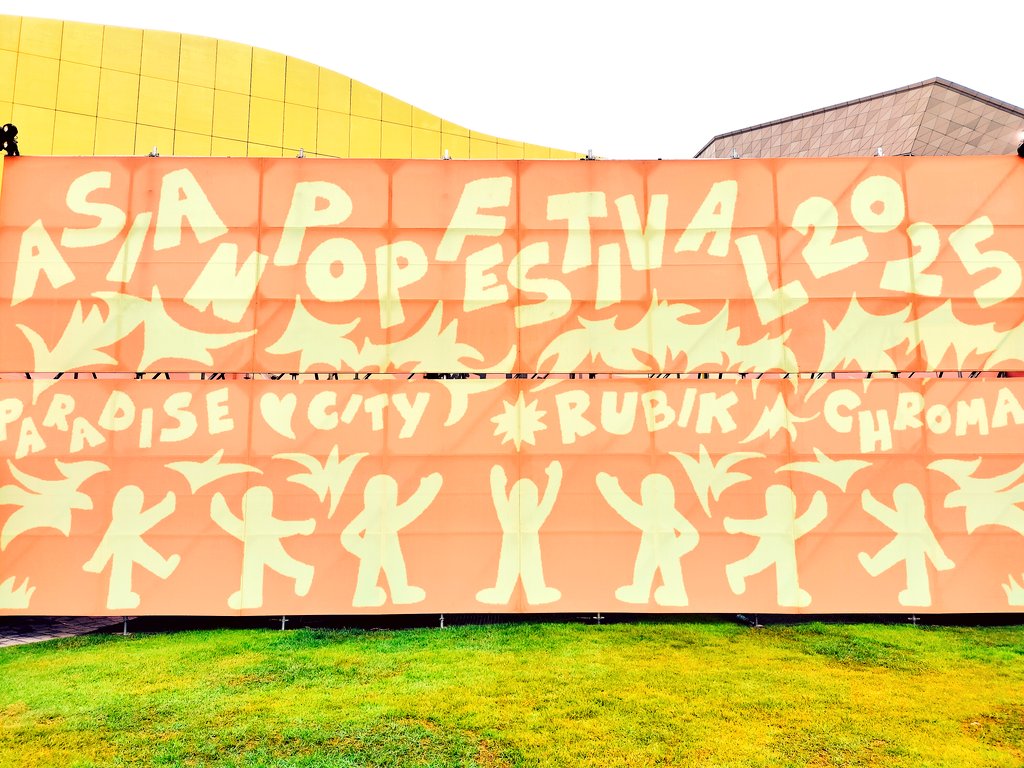 yunihertz's tweet image. 📻7/14 ON AIR @earth_colors_k

➥특집／特集
#AsianPopFestival2025 ①
─　─　─　─　─

今年で開催2回目の音楽フェス「𝘼𝙨𝙞𝙖𝙣 𝙋𝙤𝙥 𝙁𝙚𝙨𝙩𝙞𝙫𝙖𝙡」の魅力に迫るべく韓国・仁川へ！現地でのインタビューなどお届け！

📩
cocolo.jp/service/Reques…
📻
radiko.jp/r_seasons/1000… #CEC765