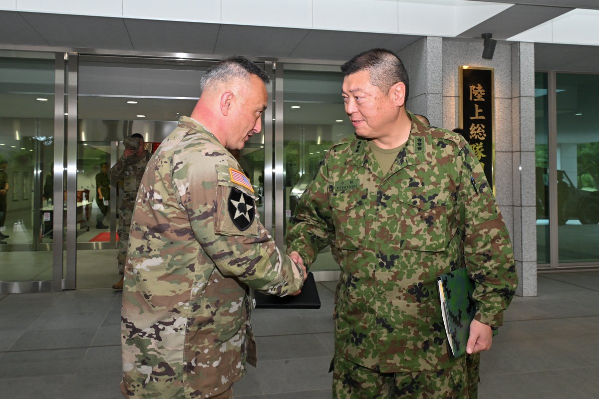 陸上総隊 は、 ＃在日米陸軍 （ ＃USARJ ）司令官ドゥーガン准将の着任