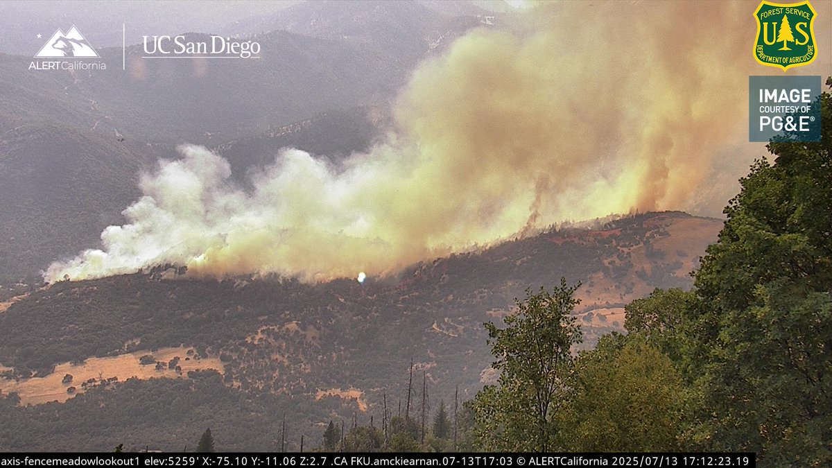 SkyzSmokey's tweet image. #MaxFir Aircraft request for tomorrow:
4 Type 1 restricted helicopters, 2 Type 3 mulit-engine Tankers and 2 LAT's. 
For tonight: 
 3 Night flying helicopters and 1 night flying HELCO have been requested.