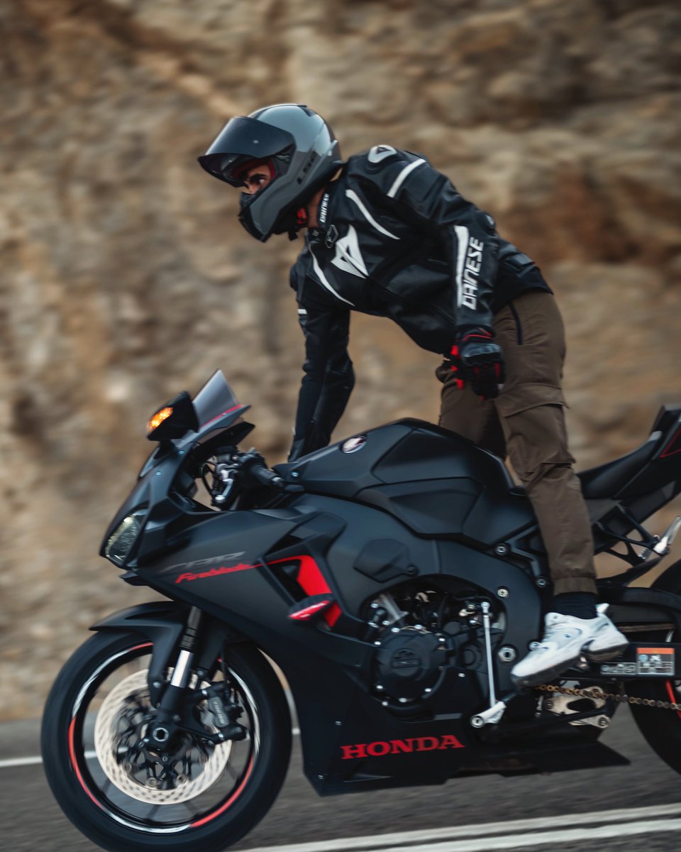 motoruolanadam tweet media