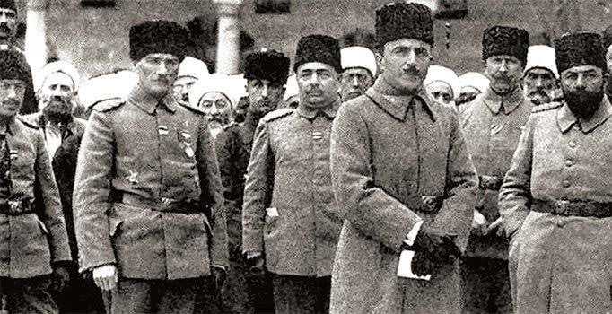 Gözüne uyku girmiyorsa yalnız değilsin merak etme.