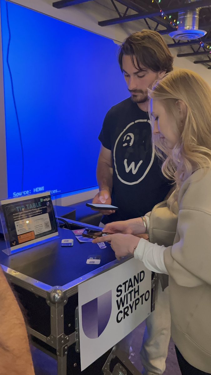 VegasCryptoNV's tweet photo. Our Privacy on Tap event had it all! 
We talked about how to push for real change by reaching out to lawmakers, thanks to  @standwithcrypto

We got into self-custody and privacy with help from @EdgeWallet

We heard about @Bubbles2Earn reducing plastic waste. Web3 + real world use https://t.co/fWcGhcMN4d
