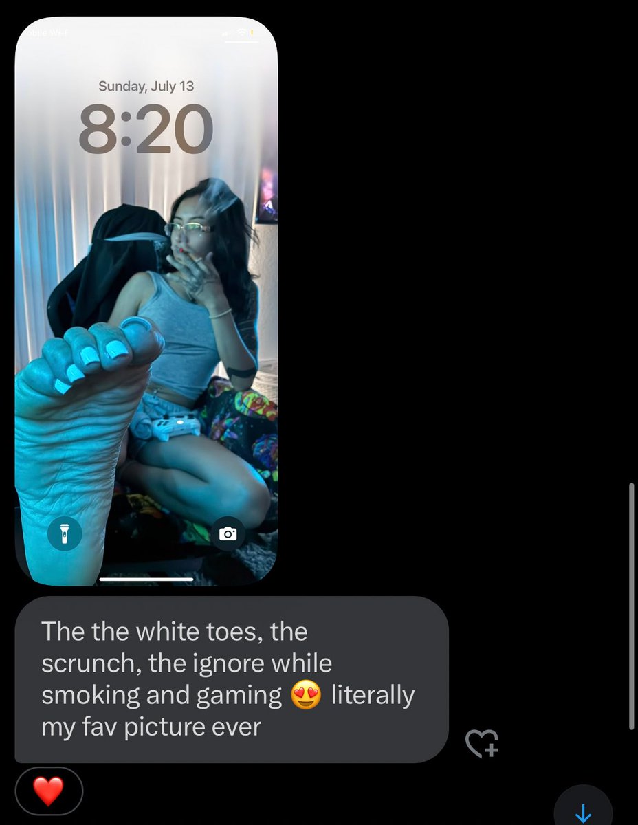 He asked if he could send for a wrinkled soles pic to put for his wallpaper 🥵 that’s how I like them