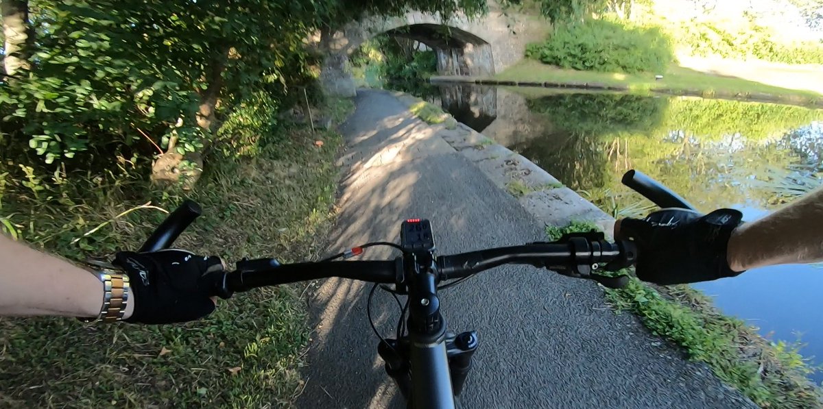 M_Hartl's tweet image. Bright morning in #WardieBay; today: #CyclingToWork; #MSc supervision; #meetings; admin #lifeofanacademic #Edinburgh markhartl.hw.ac.uk