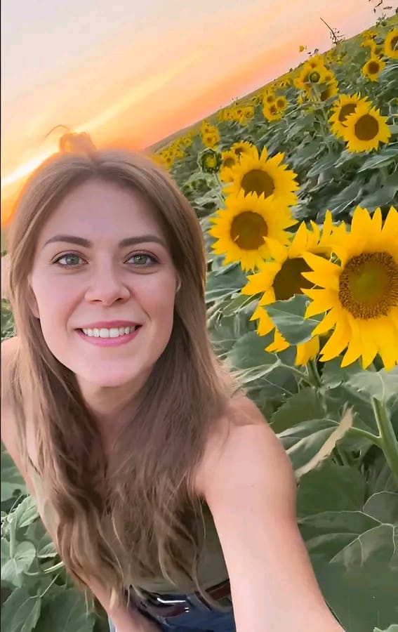 Icejojo45387617's tweet photo. Begin each day with gratitude to God and a heart ready to face new opportunities..
#SmartFarming #RegenerativeAgriculture #FemaleFarmerStrong #HumaneFarming #MillennialFarmer #AgriSHE https://t.co/leVZnCAYKh