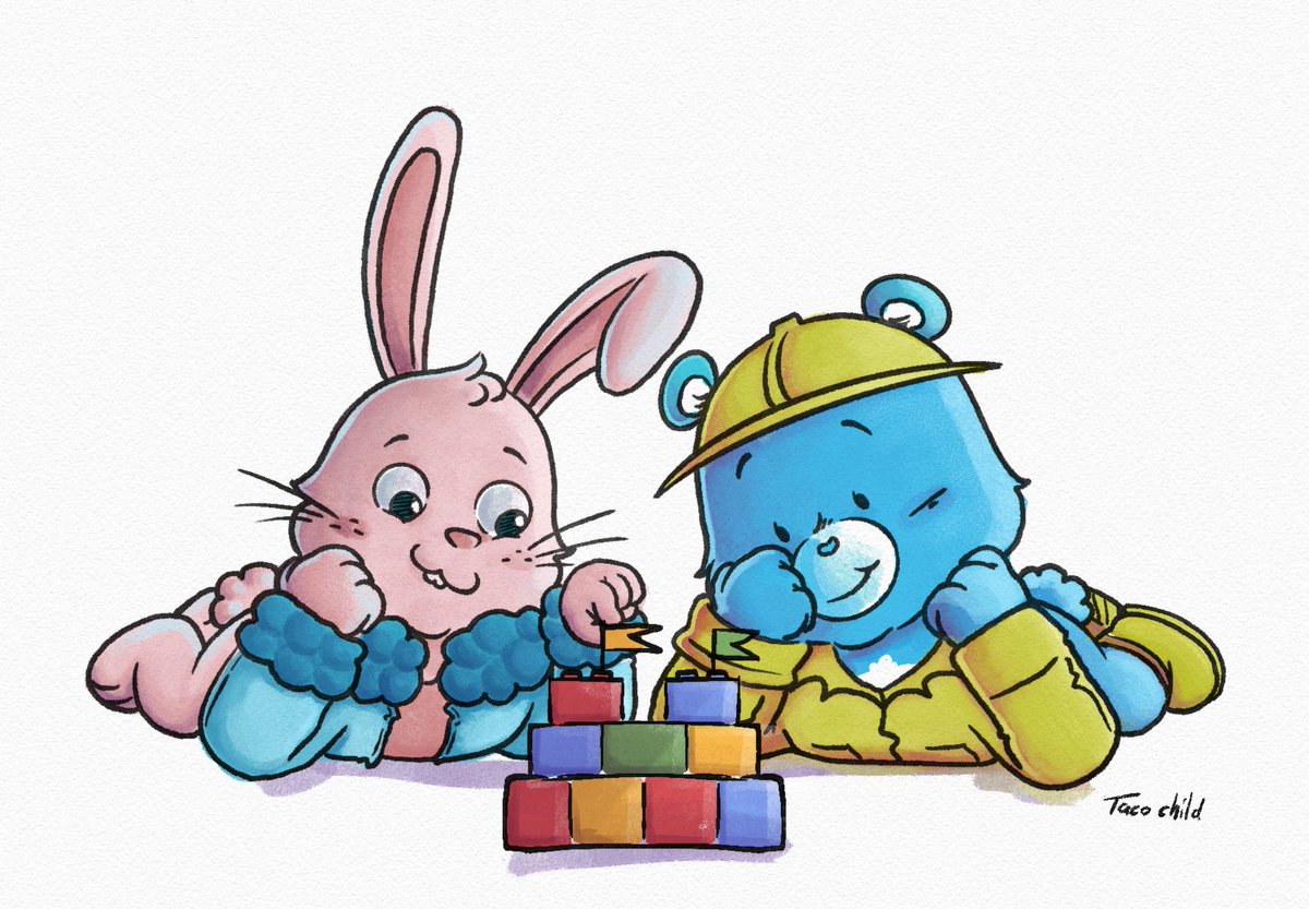 Two little ones playing, do you know who they are? Uwu