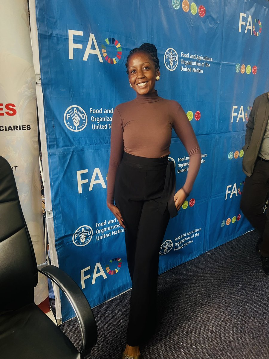 TheYoungFarmer's tweet image. Last week, I had the incredible opportunity to take part in a three-day workshop as one of Zambia’s Forest Champions under the FAO the workshop was in collaboration with the Ministry of Youth, Sport and Arts, this was the first Day
The workshop was officially opened by the…