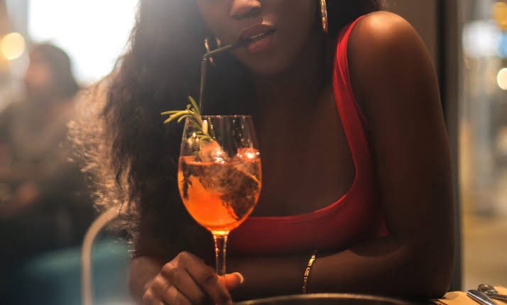Mwalimu King’ang’i: When it comes to settling down men make serious decisions. Imagine marrying a woman mwenye akona kitambi ya pombe? 

Fellas, is it true that when it comes to settling down you want women who don’t drink?
<a href="/MikeMondo1/">Mike Mondo</a> 
#MikeAndKingangi