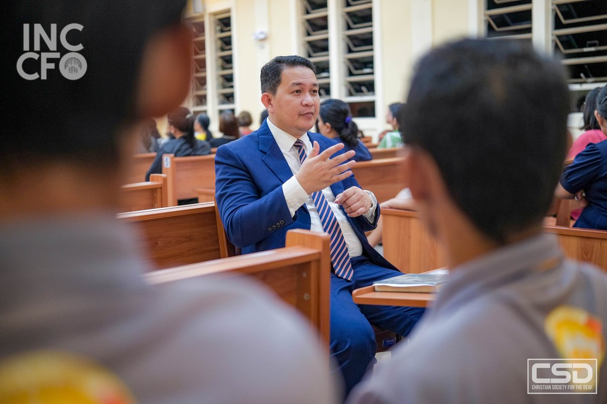 CFO_CSD's tweet image. ILOCOS SUR – Filled with love and compassion for their fellowmen, the District of Ilocos Sur conducted an Evangelical Mission with Sign Language interpretation. Led by the CSD officers, the brethren joyfully shared the words of God with their deaf friends and loved ones.