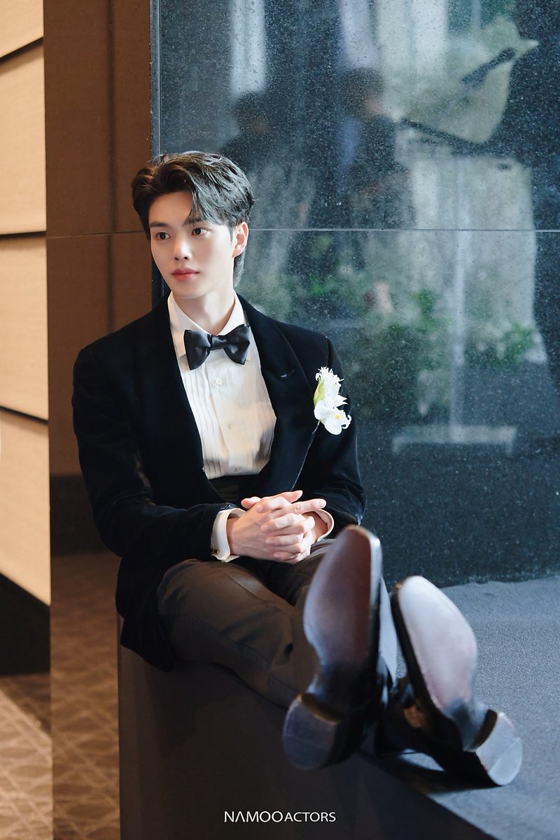 songkang_n_s's tweet photo. marriage is not scary if your husband is song kang 

#송강 #SONGKANG https://t.co/6MpAFiI0BS