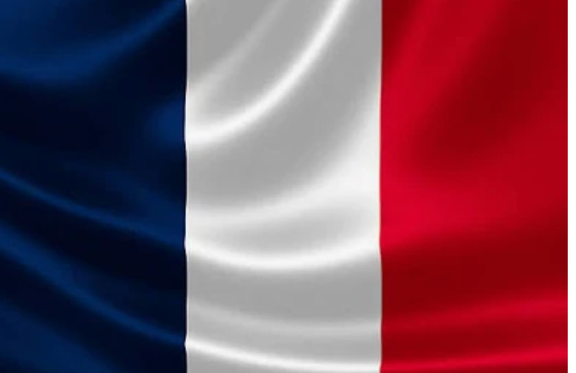 Bonne fête nationale aux Français!
😊👊👏