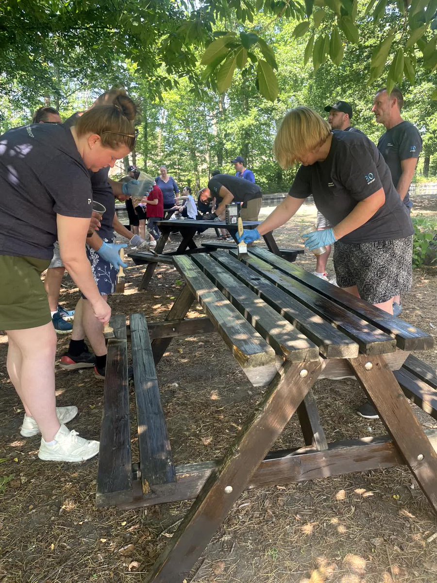 The Basingstoke Canal Society (@basingstokecs) on Twitter photo #CorporateVolunteering in Action!
On 19 June, we hosted a fab team from Premier Tech
Lock painting & picnic table refurb at #CanalHQ!
Know a company keen to get involved?
📧 Contact maddy.gower@basingstoke-canal.org.uk
basingstoke-canal.org.uk/corporate-supp…
#BasingstokeCanal #TeamBuilding #CorporateVolunteering in Action!
On 19 June, we hosted a fab team from Premier Tech
Lock painting & picnic table refurb at #CanalHQ!
Know a company keen to get involved?
📧 Contact maddy.gower@basingstoke-canal.org.uk
basingstoke-canal.org.uk/corporate-supp…
#BasingstokeCanal #TeamBuilding