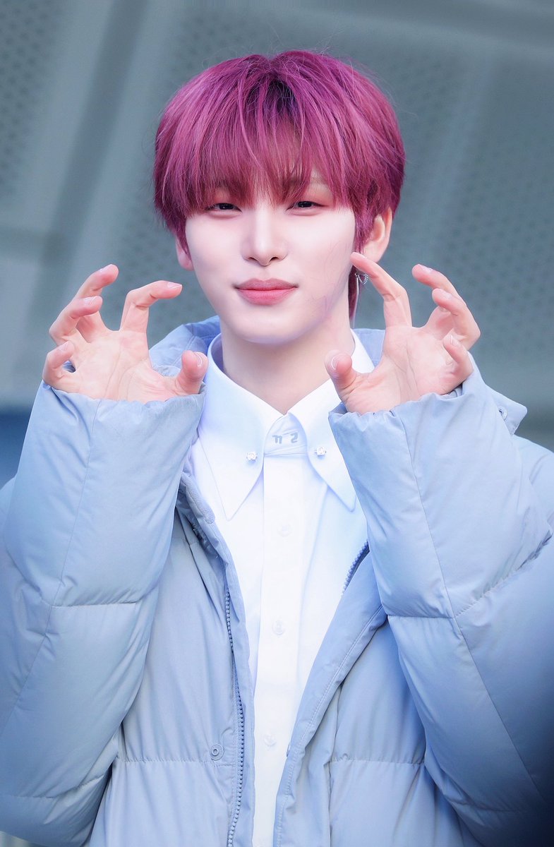 𓈈 *ฅ́˘ฅ̀* 𓈈

:¨·.·¨: 
 `·..#서호 #SEOHO