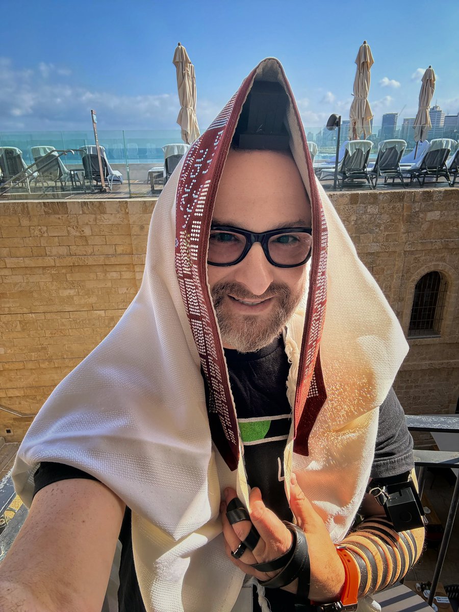 Hillel Fuld tweet media