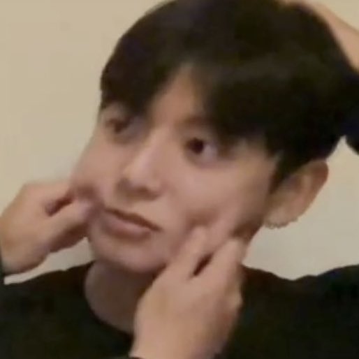 jungiesnty's tweet photo. 😭😭🐶🐶🥺🥺😭😭🥺🥺😭😭😭🤌🤌🤌🤌🤌👉🏻👈🏻😭🥺🐶🐶👉🏻🐶👈🏻🥺😭😭😭🤌🥺🤌😭😭 https://t.co/7HEPTpaboG