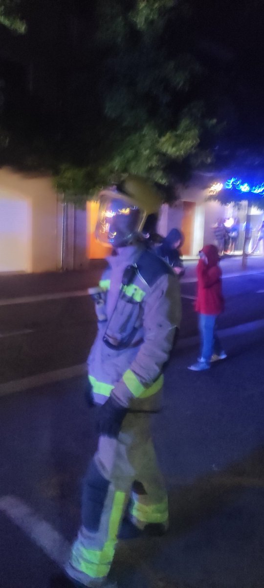 BombersViladecavalls (@bombersvica) on Twitter photo Aquesta passada nit una dotació 🚒del nostre parc ha participat juntament a <a href="/PCViladecavalls/">Protecció Civil Viladecavalls</a> ADF i Policia Local per garantir la seguretat dels actes finals de la Festa Major' de Viladecavalls: al Correfoc i castell de focs. Aquesta passada nit una dotació 🚒del nostre parc ha participat juntament a <a href="/PCViladecavalls/">Protecció Civil Viladecavalls</a> ADF i Policia Local per garantir la seguretat dels actes finals de la Festa Major' de Viladecavalls: al Correfoc i castell de focs.