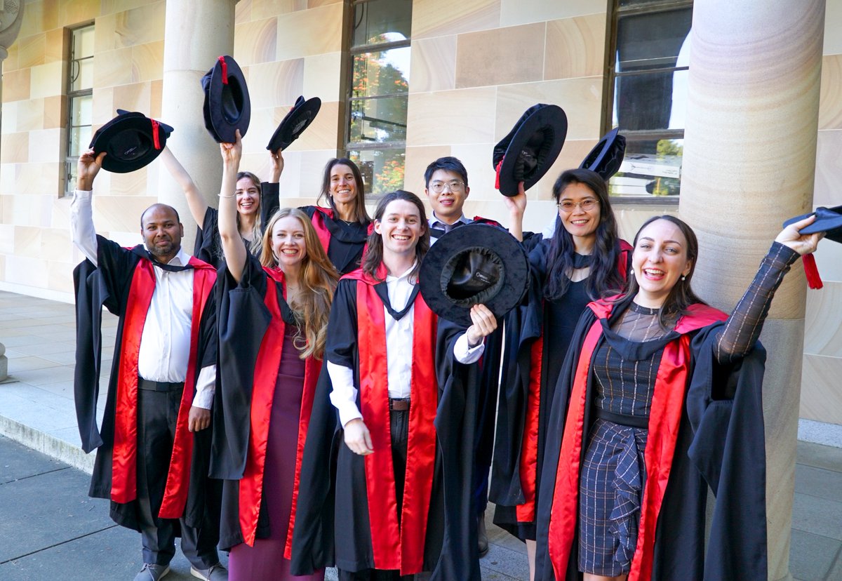 QldBrainInst's tweet image. 🎓 A huge day for neuroscience at UQ! Seventeen brilliant PhD researchers from QBI graduated today from The University of Queensland — a momentous milestone in their scientific journeys!
🌟 Special shoutout to Hilary Yong, who received the prestigious Dean's Award for…