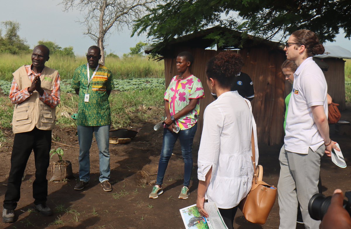 EnabelinUganda's tweet image. Last week, we were joined by @EUinUG, @WHH_Uganda and @CordaidUganda in West Nile to monitor progress under the #WeWorkUG project—and how it builds on past EU-funded initiatives in the region.
From refugee-led businesses to upskilling centres in host communities, the visit was a…