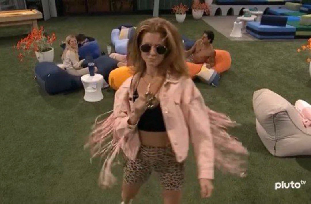 frecench's tweet image. Every good season of modern big brother starts off with a week 1 target winning veto to save themself #bb27