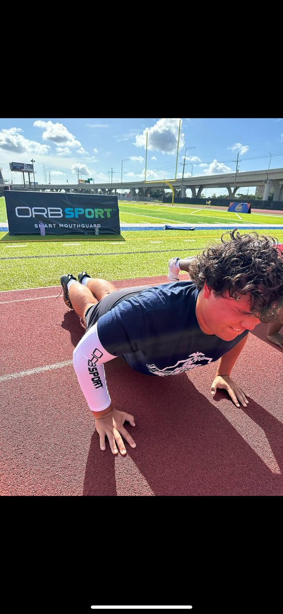 Shout out to 2026 OL Takoda Lirette for being named to USMC Football all camp team! #SWARM