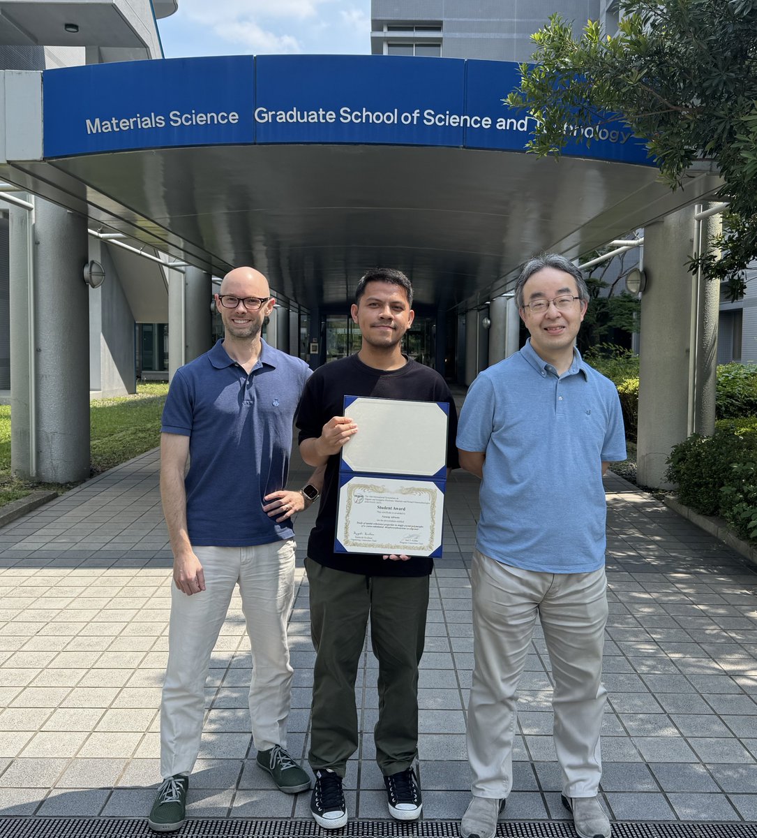 光量子物性研究室のNanang Adriantoさん(博士後期課程2年)が、The 10th International Symposium on Organic and Inorganic Electronic Materials and Related Nanotechnologies (EM-NANO2025) にてStudent Awardを受賞しました。
詳細はこちら👇
mswebs.naist.jp/topics/%e5%85%…
＃NAIST #大学院 #受賞