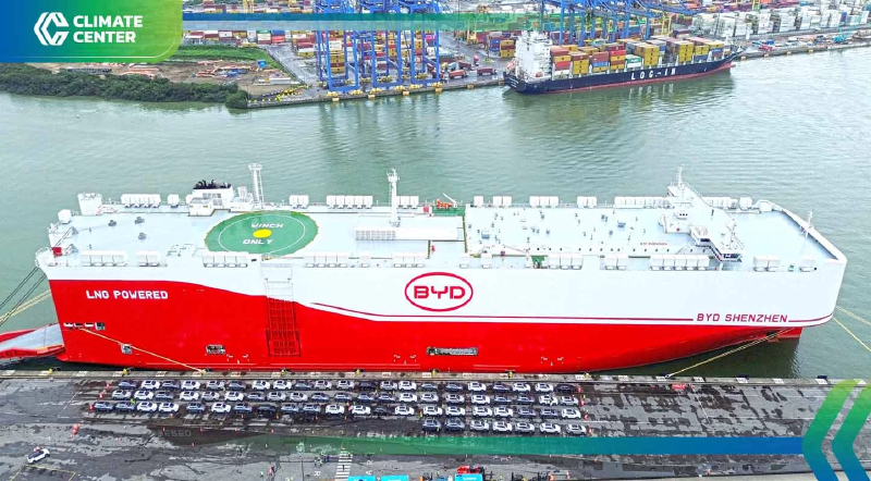 ในขณะที่ผู้ผลิตแบตเตอรี่ EV รายใหญ่อื่น ๆ เริ่มตั้งเป้าหมายใช้พลังงานสะอาดและลดคาร์บอนในห่วงโซ่อุปทาน BYD กลับยังไร้ท่าทีท่ามกลางแรงกดดันลดคาร์บอน #BYD #แบตเตอรี่ #EV #คาร์บอน #ฐานเศรษฐกิจ

thansettakij.com/sustainable/ne…