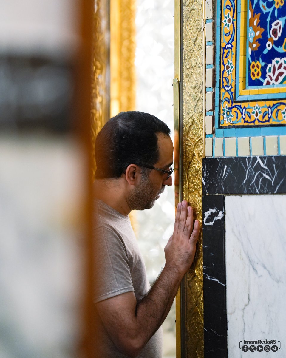 🤲🏻✨ يا مولاي يا أبا محمد، يا مولاي يا أبا عبد الله، هذا يوم الاثنين، وهو يومكما وباسمكما، وأنا فيه ضيفكما، فأضيفاني وأحسنا ضيافتي، فنعم من استضيف به أنتما، وأنا فيه من جواركما، فأجيراني، فإنّكما مأموران بالضيافة والإجارة، فصلّى الله عليكما وآلكما الطيّبين.

#زيارة #يوم_الاثنين