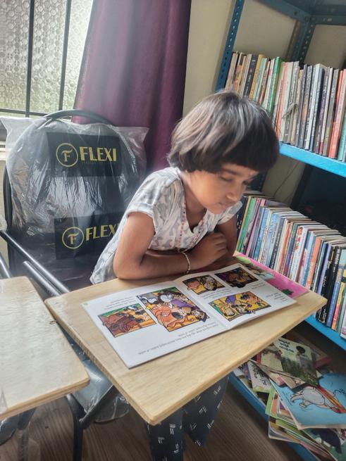 suchithra_y's tweet photo. #kidsinlibrary https://t.co/ER4APXFqlY
