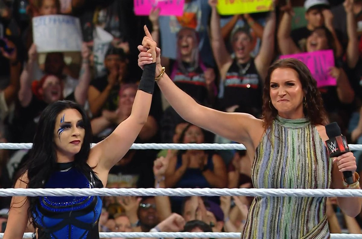 Steph 🙌 Steph #WWEEvolution