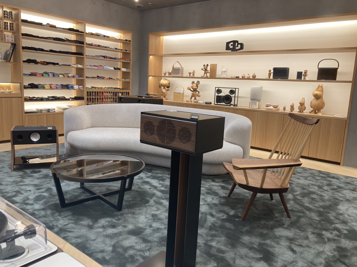 NAVYS_inc's tweet image. 【POPUP】UNITED ARROWS 六本木ヒルズ店
NAVYSの取り扱いブランドがお楽しみいただけます！普段は体験できない、特別なラインナップをお試しいただけます。  
開催期間：2025年7月11日（金）～7月22日（火）
 ＃ProgressiveAudio #BRIONVEGA #LaBoiteconcept #TRANSPARENT #GENEVA #BOYHOOD